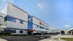 LG rozpoczyna intensywną produkcję ładowarek do samochodów elektrycznych (zdjęcie: LG)