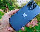 IPhone 15 Pro Max nie powinien się już przegrzewać po zainstalowaniu iOS 17.0.3. (Źródło obrazu: Notebookcheck)