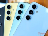 Przeciek potencjalnie ujawnił wszystkie kolory i opcje pamięci masowej dla następcy Galaxy S24 FE, na zdjęciu tutaj (źródło obrazu: Notebookcheck)