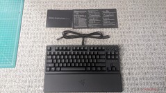 Zawartość pudełka Razer Huntsman V3 Pro TKL 8KHz