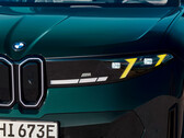 W pełni elektryczny model BMW iX3 M60 M Performance oferuje moc 604 KM i zasięg do 469 mil według WLTP