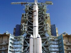 Chińska rakieta Long March 2D wystrzeliła pierwszą konstelację 