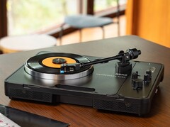 Korg wprowadza na rynek trzy przenośne gramofony Handytraxx dla entuzjastów analogowego dźwięku. (Źródło zdjęcia: Korg)