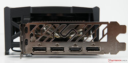 Porty zewnętrzne karty Sapphire Nitro+ Radeon RX 6750 XT