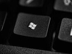 Windows rozszerza aktualizacje zabezpieczeń dla aplikacji Microsoft 365 w systemie Windows 10. (Źródło zdjęcia: Pexels / Nothing Ahead)