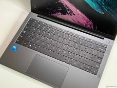 Chuwi UniBook z procesorem Intel Wildcat
