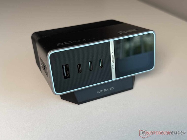 Recenzja stacji ładującej Cuktech 30 Ultra Desktop
