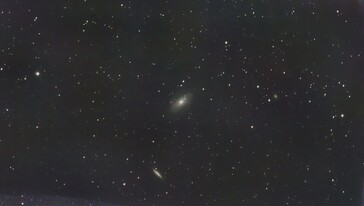 Pierwsza próba wykonania astrofotografii z minimalnym stackowaniem (źródło obrazu: Marc Zander / Notebookcheck)