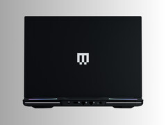 Laptop do gier Maingear Ultima 18 z tyłu (źródło zdjęcia: Maingear PR)