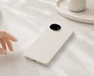 Telewizor Sharp Aquos Wish 6 charakteryzuje się nietypową konstrukcją z okrągłym modułem aparatu.