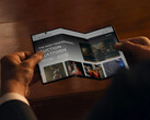 Oczekuje się, że Huawei zastąpi Mate XT, na zdjęciu, w mniej niż dwa miesiące. (Źródło zdjęcia: Huawei)