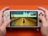 Konsola przenośna Mangmi Air X z grą Grand Theft Auto: Vice City Stories. (Źródło zdjęcia: Joey's Retro Handhelds)