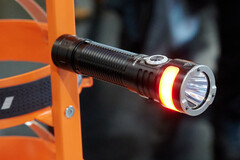 Fenix LD35R ma wbudowany magnes (źródło obrazu: Andreas Sebayang/Notebookcheck.com)