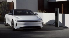Linia Lucid Air 2024 może pochwalić się imponującym zasięgiem dzięki doskonałej wydajności. (Źródło: Lucid)