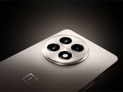 Podobno OnePlus 13s będzie kosztował więcej niż OnePlus 13R (na zdjęciu). (Źródło zdjęcia: OnePlus)