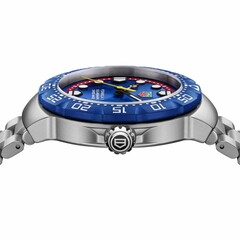 Red Bull Racing Solargraph marki TAG Heuer.