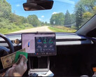 Model Y FSD odjeżdżający z punktu poboru opłat po dokonaniu transakcji płatniczej. (Źródło zdjęcia: DirtyTesla)
