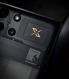 Seria RedMagic 10S jest napędzana przez Snapdragon 8 Elite Leading Version. (Źródło obrazu: Yanshanpai)