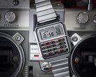 Nowy zegarek z kalkulatorem Casio "Powrót do przyszłości" CA500WEBF-1A, na zdjęciu. (Źródło zdjęcia: Casio)