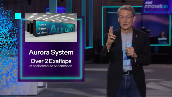 Chociaż procesory Xeon Phi "Knight's Hill" pierwotnie przeznaczone dla Aurory nigdy się nie zmaterializowały, Intel nadal podnosił docelową wydajność systemu w kolejnych latach. (Zdjęcie: Intel)