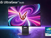 Wygląda na to, że LG UltraGear OLED 32GS95UE będzie dostępny przed ASUS ROG Swift OLED PG32UCDP. (Źródło obrazu: LG)