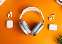 Apple oczekuje się, że w ciągu dwóch lat wszystkie słuchawki AirPods zostaną znacząco ulepszone. (Zdjęcie: Akhil Yerabati)