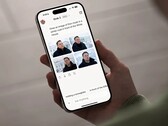 Użytkownik wchodzący w interakcję z Grok AI za pośrednictwem smartfona (źródło obrazu: Bryan M Wolfe/Digital Trends)