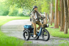 Rower elektryczny Puckipuppy Rottweiler posiada pełne zawieszenie (źródło zdjęcia: Puckipuppy)