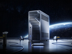 Minisforum MS-02 Ultra waży około 3,45 kg bez karty graficznej. (Źródło zdjęcia: Minisforum)