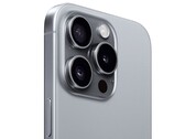 Według aktualnych informacji ze źródeł w łańcuchu dostaw, Apple testuje rozwiązanie mające na celu zmniejszenie problemu flary obiektywu. (Zdjęcie: AppleHub)