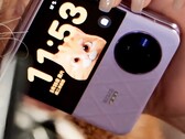 "Vivo X Flip" w wersji hands-on. (Źródło: Digital Chat Station)