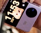 "Vivo X Flip" w wersji hands-on. (Źródło: Digital Chat Station)