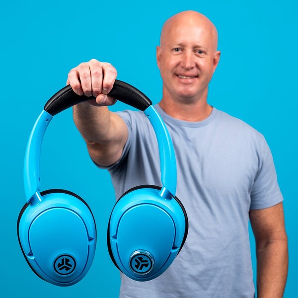 Słuchawki JLab Blue XL Speaker Headphones to produkt z limitowanej edycji.