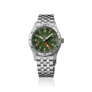 Widok z przodu modelu Seiko 5 Sports Field GMT HDB001 z zieloną tarczą