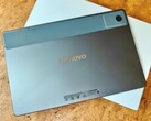 Lenovo Tab K12 bardzo przypomina inny tablet Lenovo, ale nadal oferuje wystarczająco dużo, aby być interesującym
