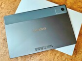 Lenovo Tab K12 bardzo przypomina inny tablet Lenovo, ale nadal oferuje wystarczająco dużo, aby być interesującym