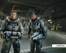 Dwie postacie z gry „Starfield” w futurystycznym obiekcie z włączoną technologią Nvidia DLSS 5