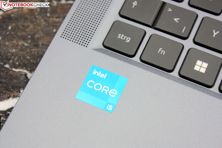 Core i5-1335U wykorzystuje zwykły SoC Raptor Lake U od Intela.