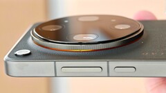 Oczekuje się, że model Oppo Find X10 Ultra, który ma pojawić się w 2027 roku, będzie wyposażony w jeszcze większe podwójne czujniki peryskopowe. Oprócz większego teleobiektywu o 10-krotnym powiększeniu możliwe jest również zastosowanie większego teleobiektywu o 3-krotnym powiększeniu.