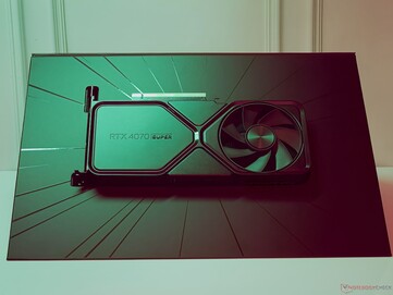 Nvidia GeForce RTX 4070 Super Founders Edition - opakowanie