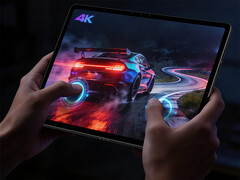 13-calowy tablet do gier Legion Y900 będzie wyposażony w procesor Snapdragon 8 Elite Gen 5. Na zdjęciu: zdjęcie promocyjne przedstawiające tablet z uruchomioną grą wyścigową. 