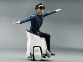 Honda XR Mobility Experience łączy elektryczny wózek inwalidzki UNI-ONE z goglami VR. (Źródło: Honda)