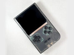 Retro Pixel Pocket jest tańszy niż kiedykolwiek, a jednocześnie bardziej wydajny. (Źródło obrazu: Funnyplaying)