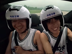 Ocena dynamiczna modelu Y L w teście szybkiej jazdy łosia. (Źródło zdjęcia: Geek Laii/X)