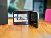Model Razr Plus 2026 (Razr 70 Plus) oferuje wiele różnych możliwości innowacyjnego wykorzystania wbudowanych aparatów.