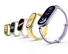 Urządzenie Smart Band 11 jest dostępne w czterech wersjach. Na zdjęciu: urządzenie do noszenia na ciele w różnych wariantach kolorystycznych i z różnymi paskami.