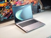 Asus ExpertBook PM3 w recenzji