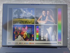 Odblask jest obecny, ale można go kontrolować w cieniu