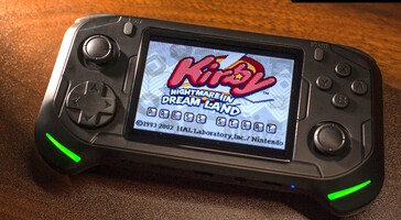 Konsola Abxylute E1 może uruchamiać klasyczne gry na ekranie LCD 640 x 480. (Źródło obrazu: Abxylute)