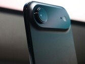 W przyszłości model Apple iPhone Air mógłby zastąpić model podstawowy.